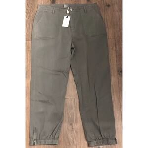 Good Hart Matilda Jane NWT Women Khaki Pants Size 14 With Cinched Ankles